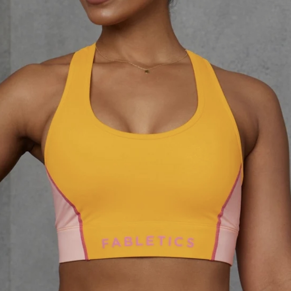 NWT fabletics on the go medium impact sports bra